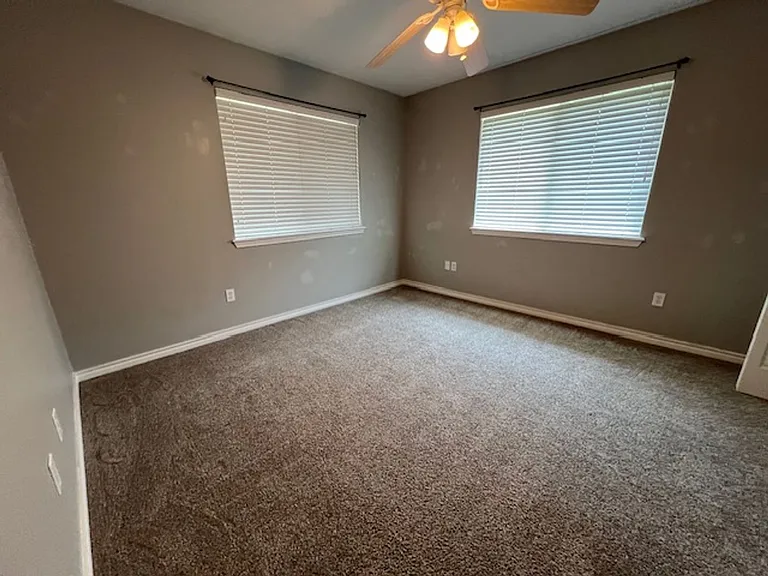 1051 Todd Trl — Photo 16