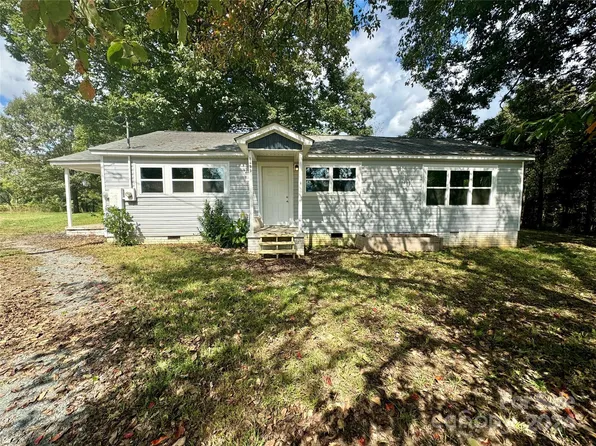 8499 Renee Ford Rd, Stanfield, NC 28163