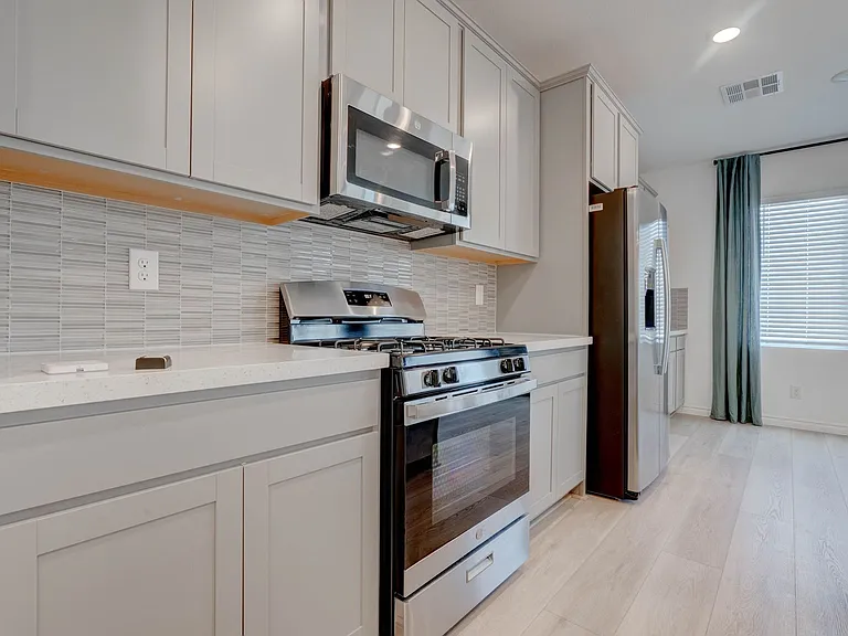 3302 Viola Hills Ave — Photo 10