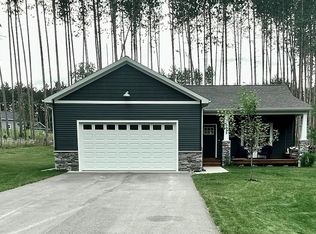 10929 Marcella Ln, Traverse City, MI 49685