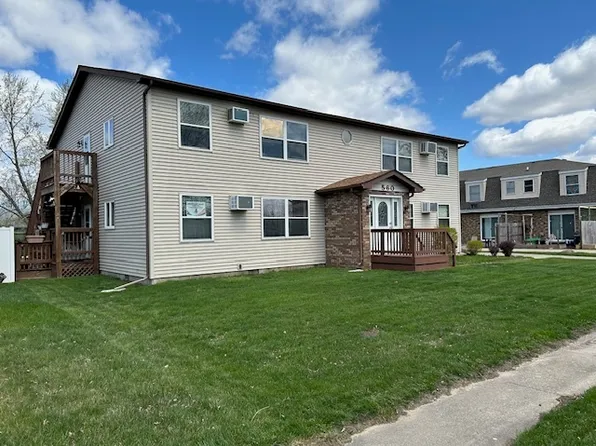 560 W Daisy Pl, Coal City, IL 60416