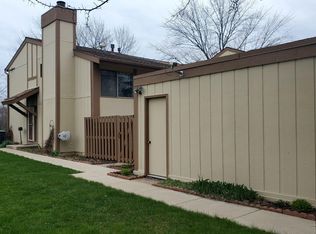 621 Carlsbad Trl, Roselle, IL 60172