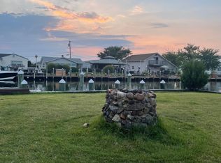 27 Capstan Rd, Waretown, NJ 08758