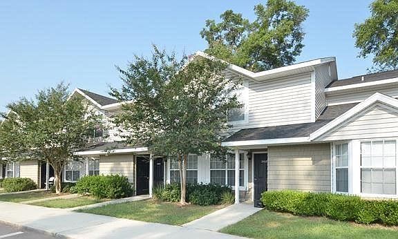 3rd image of 100 NW 23rd Ave