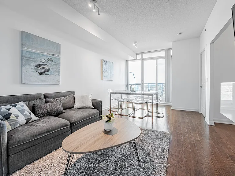 215 Sherway Gardens Rd #Penthouse 201 — Photo 4