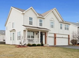 1749 Ruzich Dr, Bartlett, IL 60103