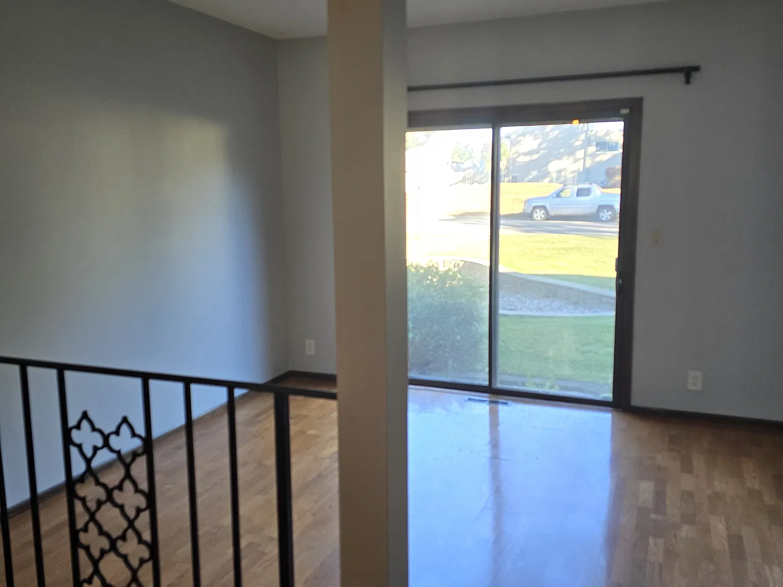 4 bed, 2.5 bath, 1630 sqft, $2,500 — Photo 3