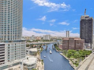 185 SW 7th St APT 1600, Miami, FL 33130