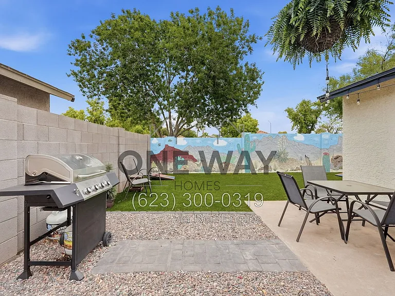 630 E Jensen St #104 — Photo 33