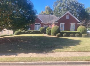 4050 Magnolia Leaf Ln, Suwanee, GA 30024