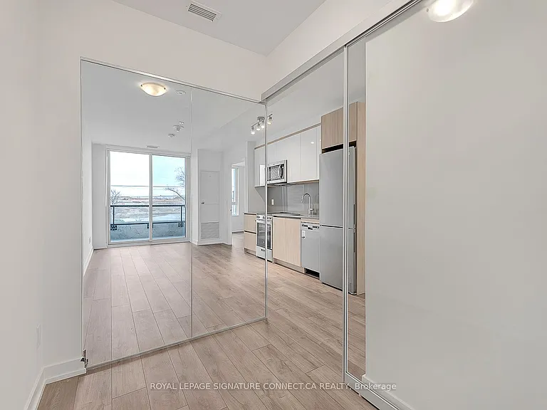 3100 Keele St #421 — Photo 9