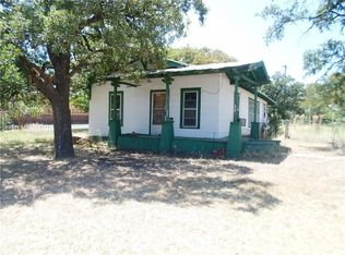 201 S College Ave, Eastland, TX 76448
