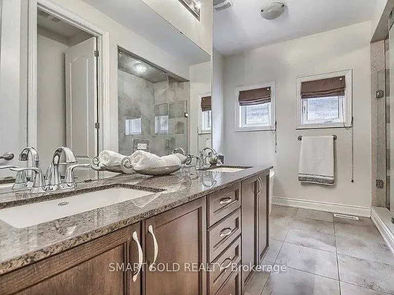 7 Barletta Dr — Photo 14