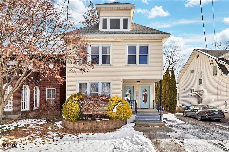 4th image of 4 Harris Avenue