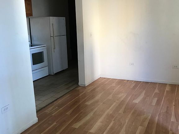 2nd image of 3052 N Laramie Ave