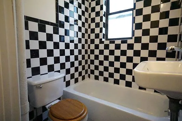 Rented by Crosstown Apartments NYC | media 30