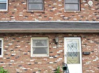418 Main St APT 4, Easthampton, MA 01027