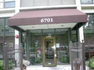 6701 S Crandon Ave APT 3A, Chicago, IL