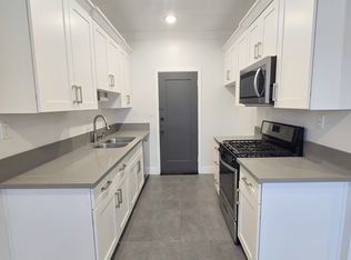 220 E Valencia Ave APT 12, Burbank, CA 91502