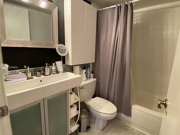 3rd image of 850 N Miami Ave #1807