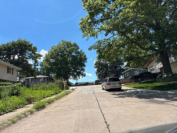 4th image of 3951 Stephanie Ln