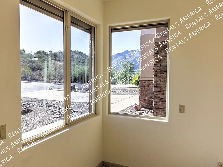 5032 N Valley Shadows Pl — Photo 26