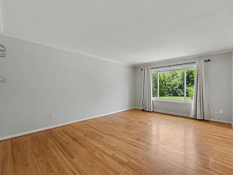 29668 Edward Pl — Photo 14