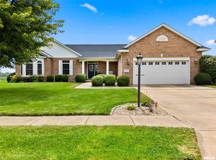 103 Windsong Dr, Washington, IL 61571