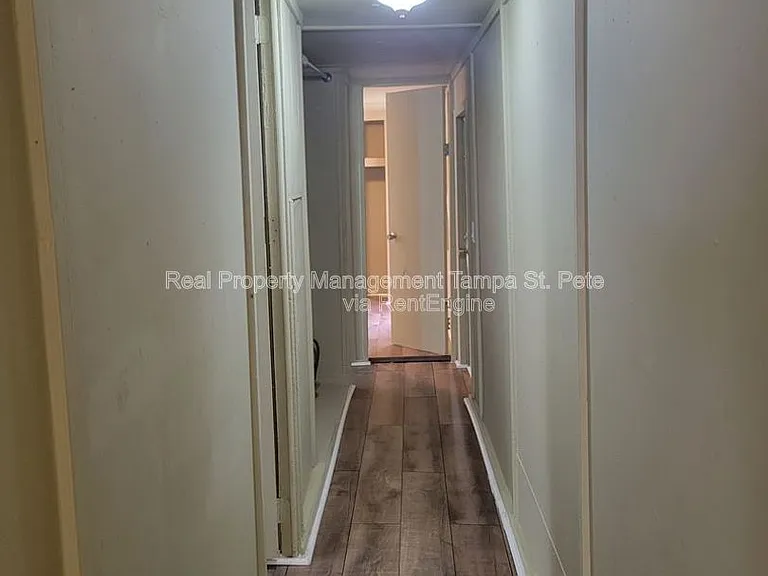 710 S 50th St #8 — Photo 10