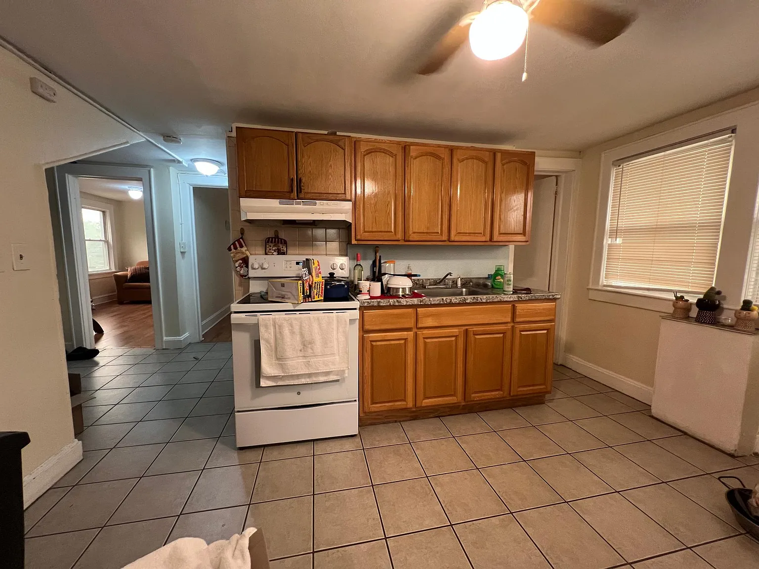 2 bed, $1,900 — Photo 4
