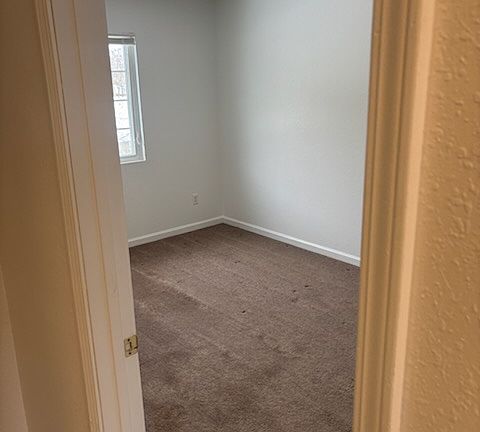4th image of 731 10th St E