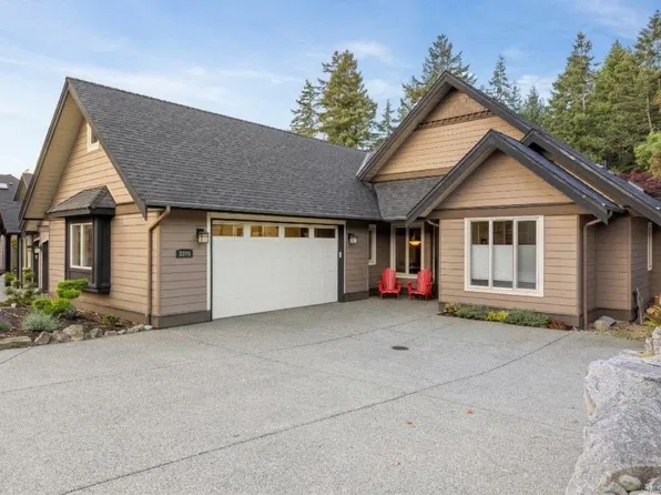 3370 Bradner Cir, Nanoose Bay, BC V9P 9M5