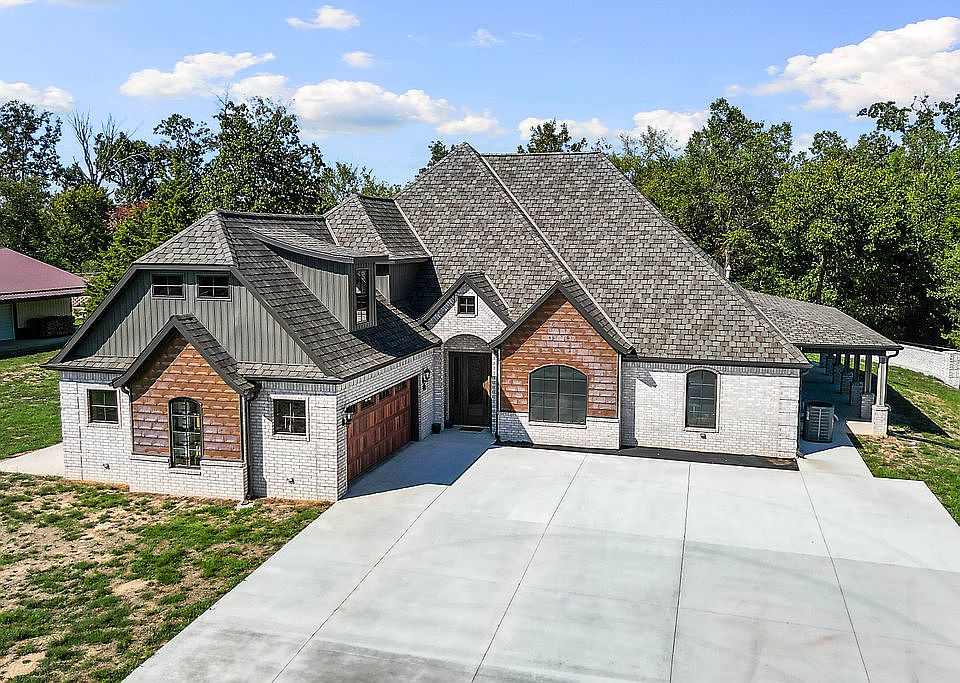 1st image of 864 Healing Springs Rd