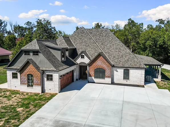 864 Healing Springs Rd, Cave Springs, AR 72718