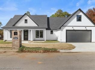 23822 Clark Griswold Ct, Wister, OK 74966