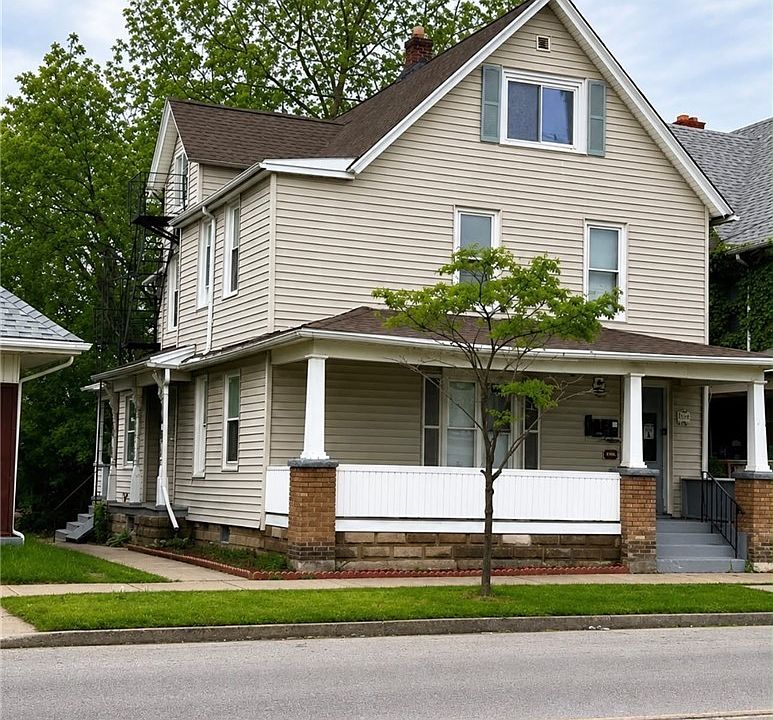 1st image of 2658 Main St
