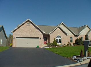 25 Hickory St, Palmyra, PA 17078