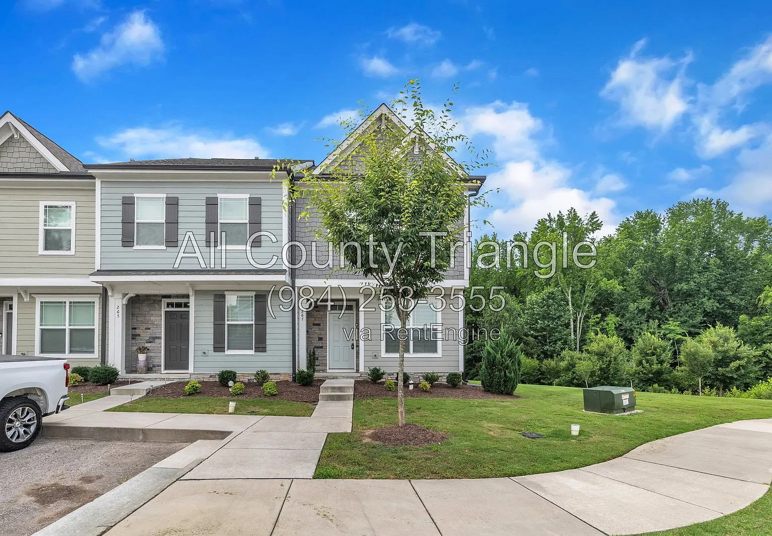 3 bed, 3.5 bath, 1850 sqft, $1,995 — Photo 2