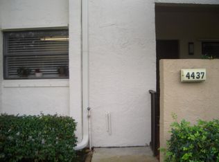 4437 NW 22nd Rd #413, Coconut Creek, FL 33066