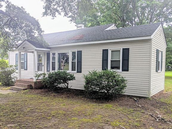 3rd image of 24992 Sotterley Rd