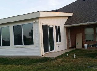 122 Springfield Ln, Waxahachie, TX 75165