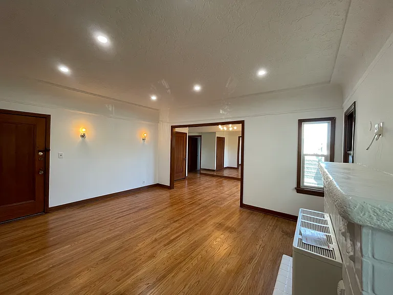 739 N Occidental Blvd #4 — Photo 3