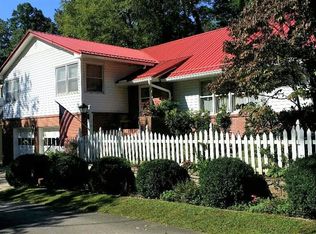174 Stuart Cir, Lake Junaluska, NC 28745