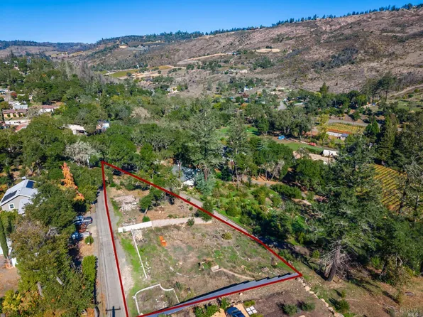 14 Upland Rd, Saint Helena, CA 94574