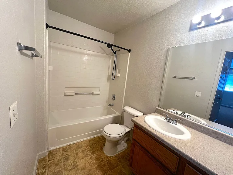 4730 E Craig Rd #2104 — Photo 8