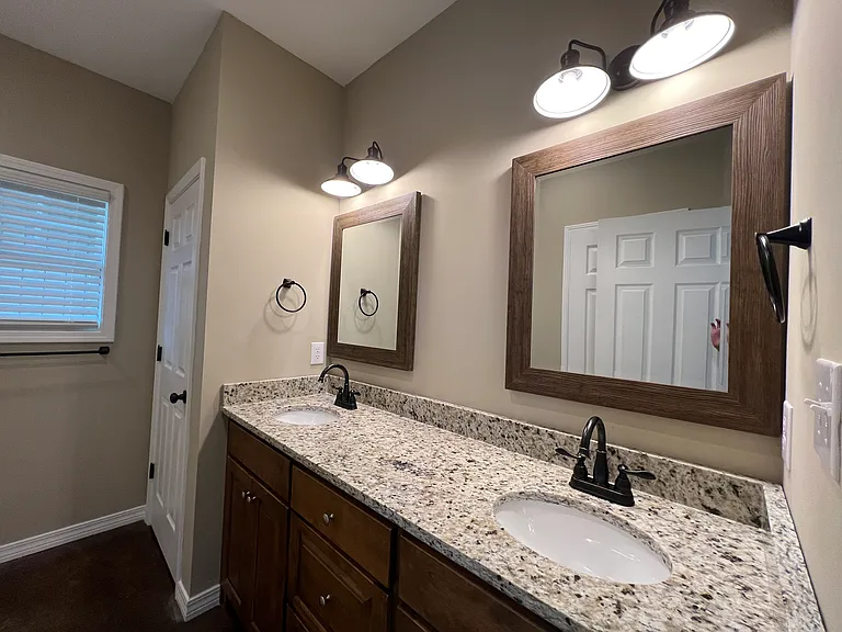 33121A Stables Dr — Photo 15