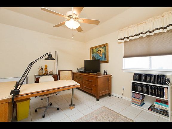 5th image of 3401 Los Indios Pkwy