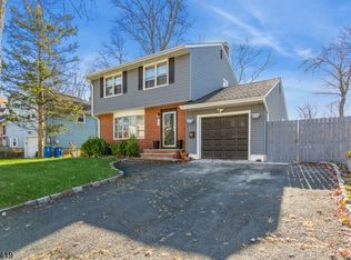 269 North Dr, North Plainfield, NJ 07060
