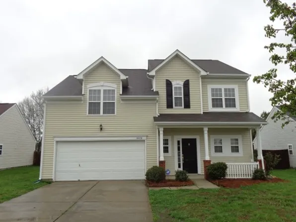 14436 Arlandes Dr, Charlotte, NC 28278