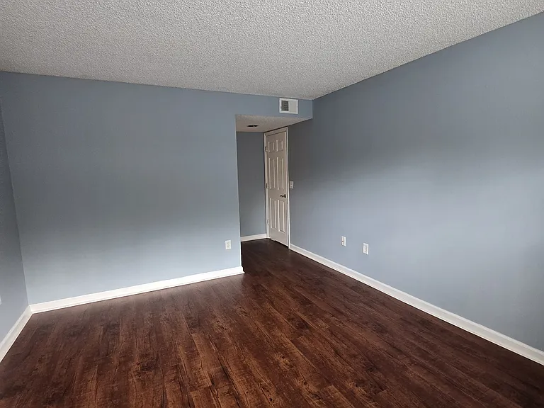 2500 Winding Creek Blvd #E205 — Photo 6